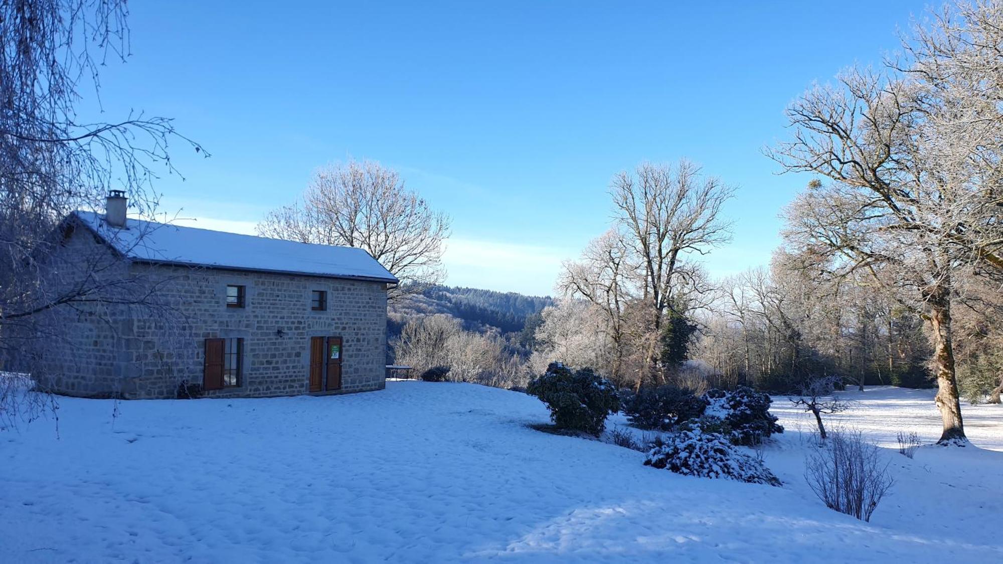 Domaine De Montvianeix Saint-Victor-Montvianeix Exterior foto