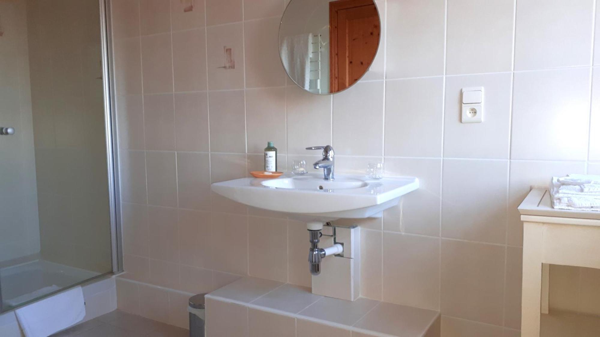 Domaine De Montvianeix Saint-Victor-Montvianeix Quarto foto